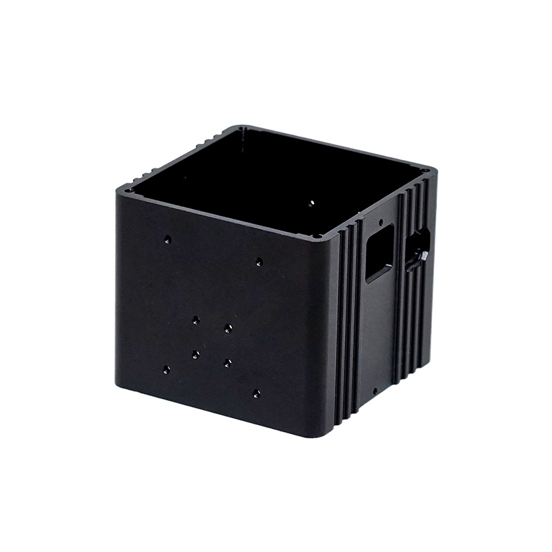 铝型材类产品：型材机壳、散热器