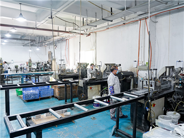 铝型材切割车间